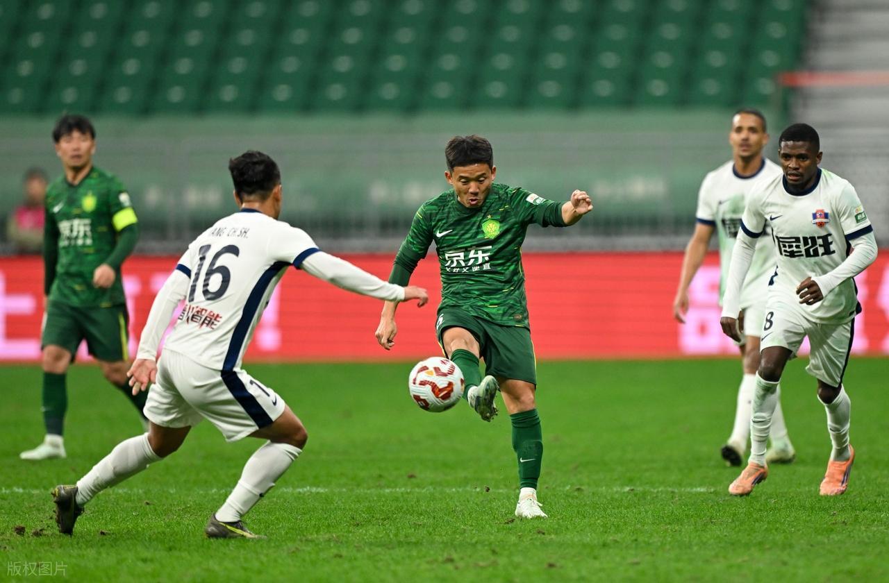 中国足彩网-大反转！北京国安这是什么操作？官宣续约两名必走之人，球迷热议