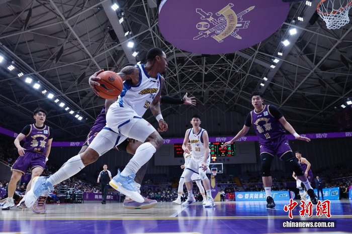 足彩网-CBA常规赛:北京控股队负于浙江方兴渡队|浙江队|体育馆|男子篮球|职业联赛|北控男篮_新浪体育_新浪新闻
