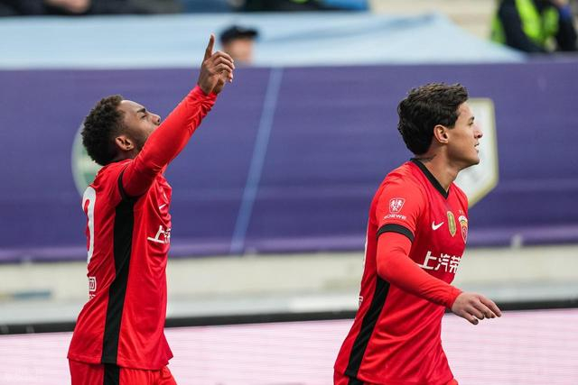 中国足彩网比分直播-大反转!曝上港难留加布里埃尔,要求降价遭拒绝,国安或趁虚而入|加布里埃尔·巴尔博扎|上海海港|北京国安|中超|加布里埃尔-保利斯塔_新浪体育_新浪新闻